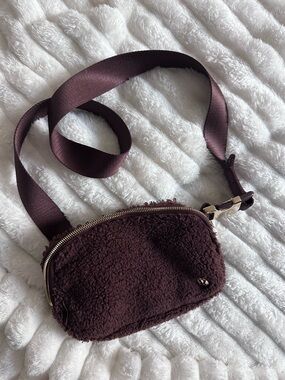 Lululemon Sherpa Belt Bag